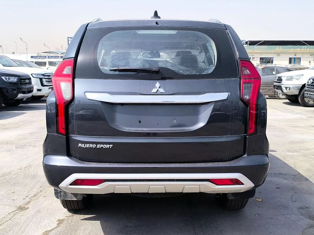 Mitsubishi Montero Sport GLS HIGHLINE MONTERO SPORT 2.5L 4WD DIESEL-4-0