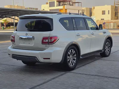 Nissan Armada SL 2019 - American Specs - Excellent Condition-7