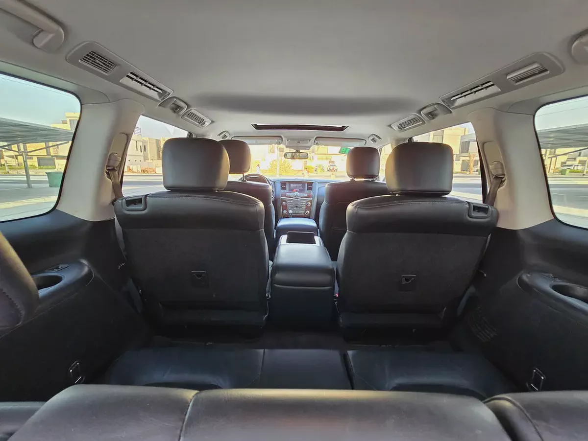 Nissan Armada SL 2019 - American Specs - Excellent Condition-13-13