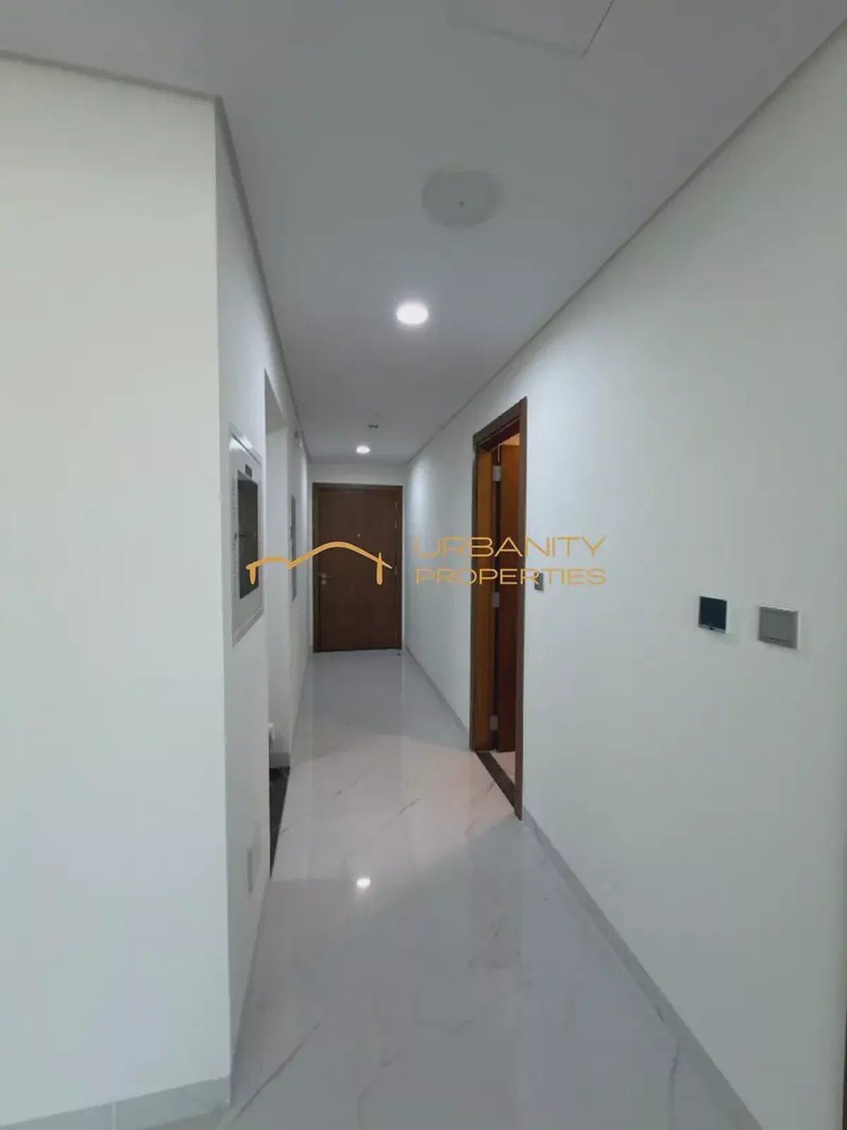 Bright 1BR Apartment | Excellent Value | Prime Location-1-1