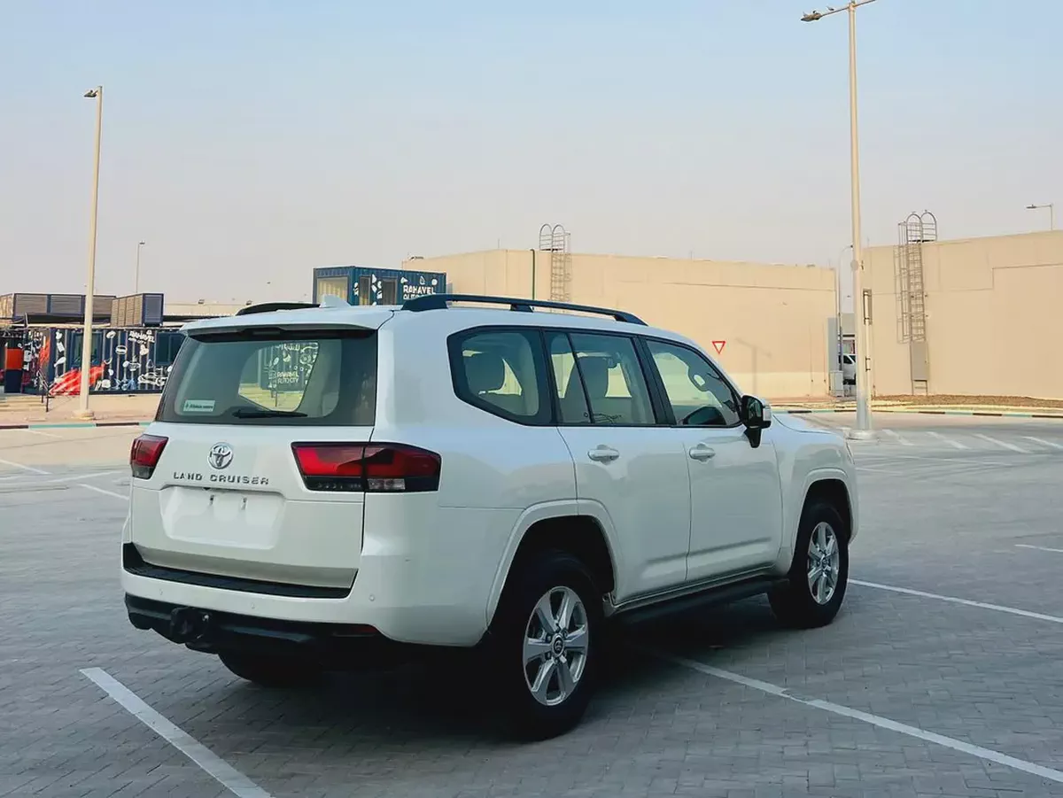 Brand New 2025 Toyota Land Cruiser EXR - GCC Specs-17-17