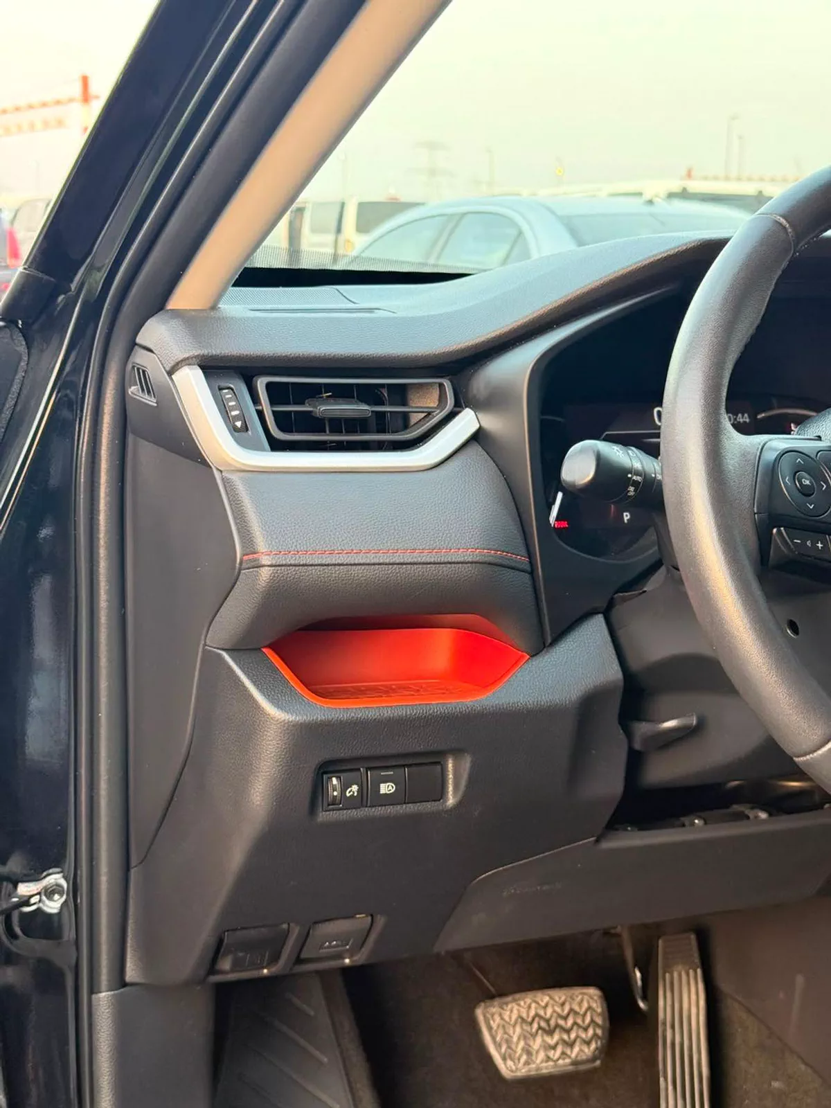 Toyota RAV4 ADVENTURE full option-13-0