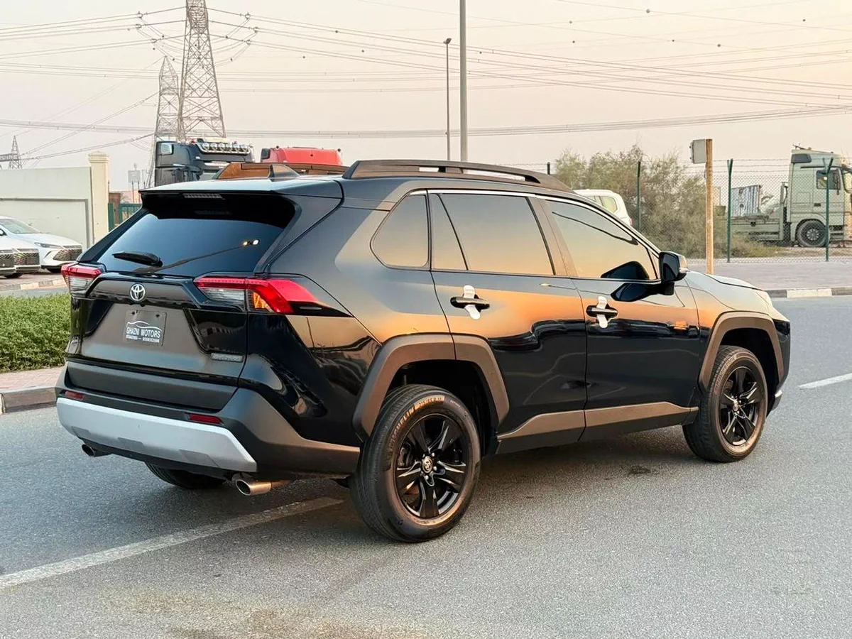 Toyota RAV4 ADVENTURE full option-2-0