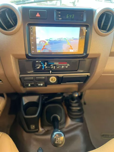 Toyota Land Cruiser Pick Up  2018 Toyota Land Cruiser Pick up - Single Cabin - 4.0L V6 - AWD 4x4 - Patrol Manual - Fully Maintain-16