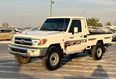 Toyota Land Cruiser Pick Up  2018 Toyota Land Cruiser Pick up - Single Cabin - 4.0L V6 - AWD 4x4 - Patrol Manual - Fully Maintain-2