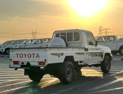 Toyota Land Cruiser Pick Up  2018 Toyota Land Cruiser Pick up - Single Cabin - 4.0L V6 - AWD 4x4 - Patrol Manual - Fully Maintain-7