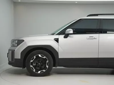 2025 Hyundai Santa Fe | GCC Specs | LOW mileage-2