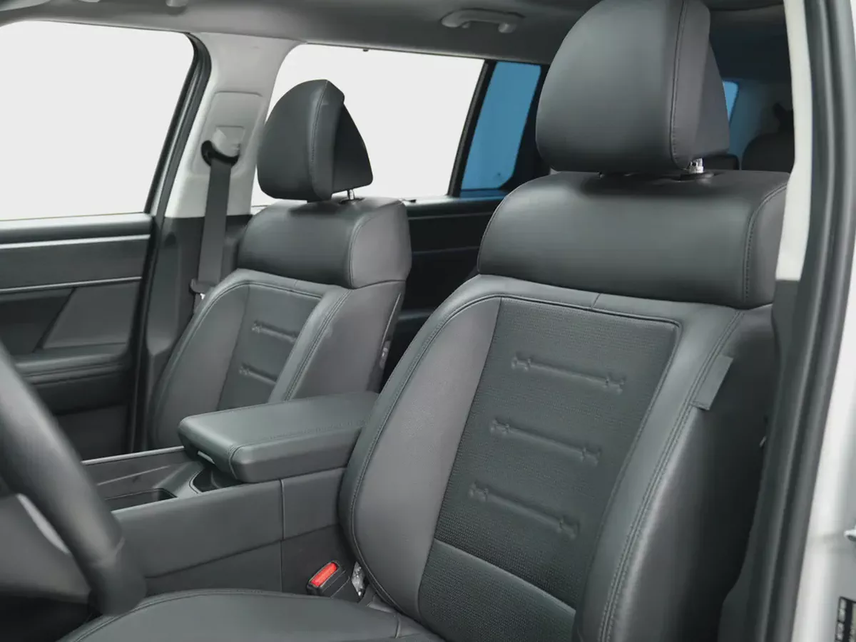 2025 Hyundai Santa Fe | GCC Specs | LOW mileage-9-9