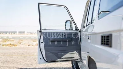 Toyota Land Cruiser 70 LC76 LX LX Land Cruiser Hard Top LC76 4.2D MT 5door MY2024-19
