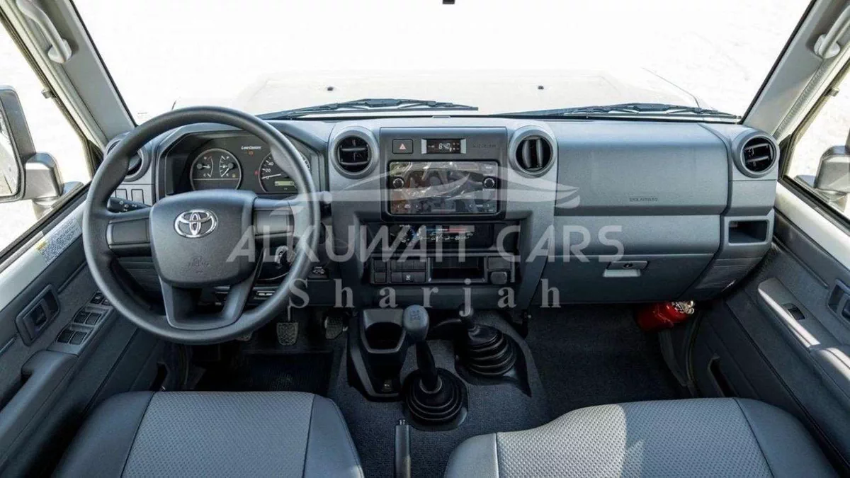 Toyota Land Cruiser 70 LC76 LX LX Land Cruiser Hard Top LC76 4.2D MT 5door MY2024-17-0