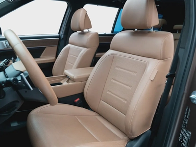 2025 Hyundai Santa Fe SE | GCC Specs | Low Mileage-8