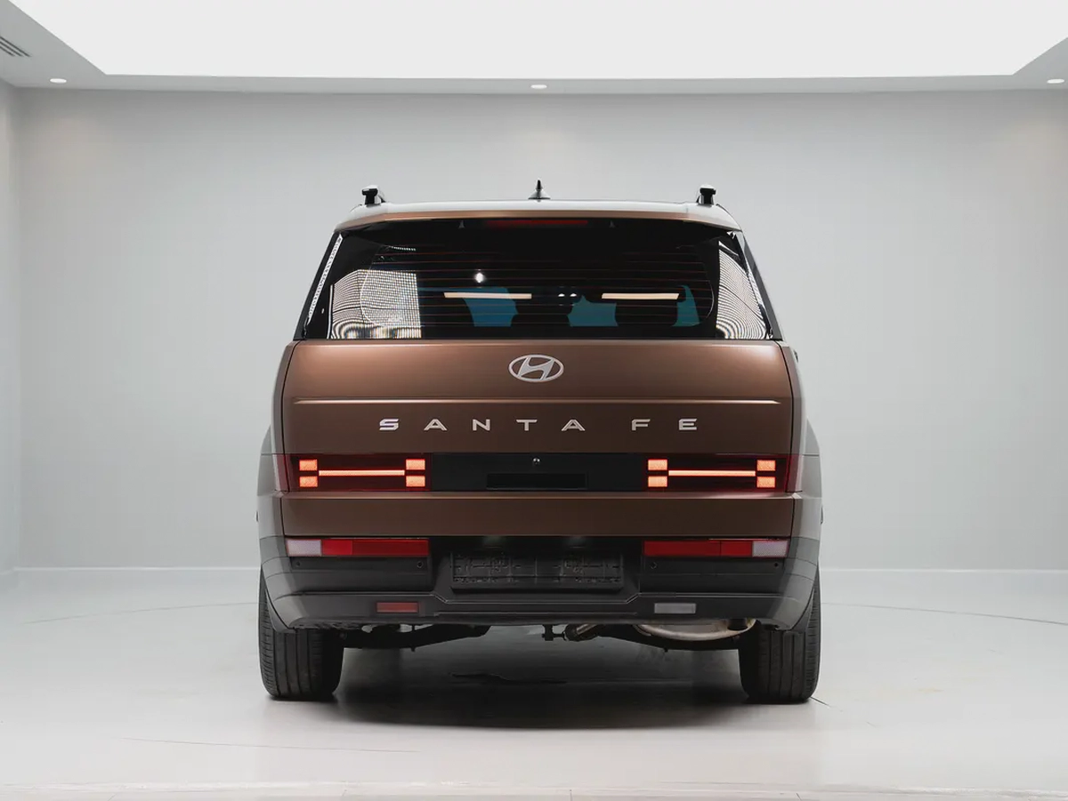 2025 Hyundai Santa Fe SE | GCC Specs | Low Mileage-5-5