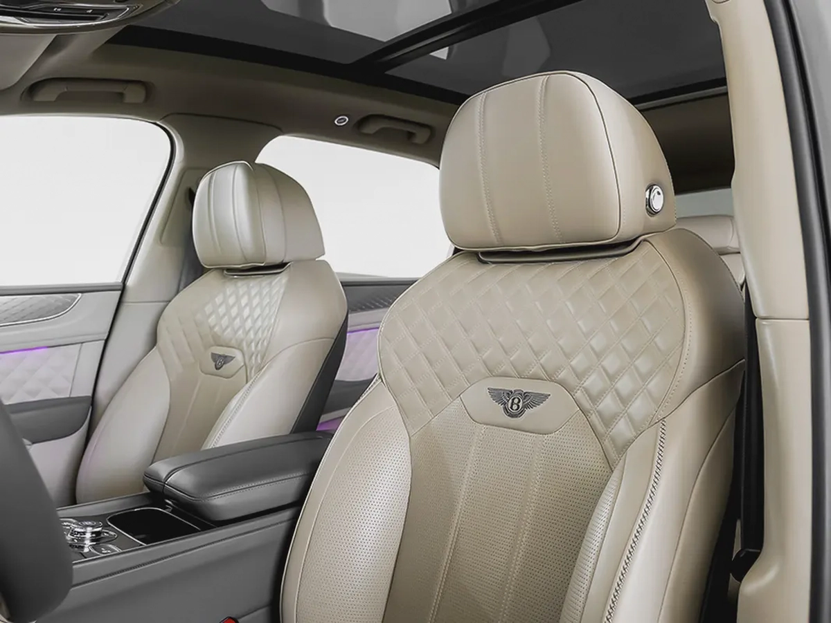 11,783 AED / 60 months | 0% DP | 2022 Bentley Bentayga V8 / Bentley Warranty and Service