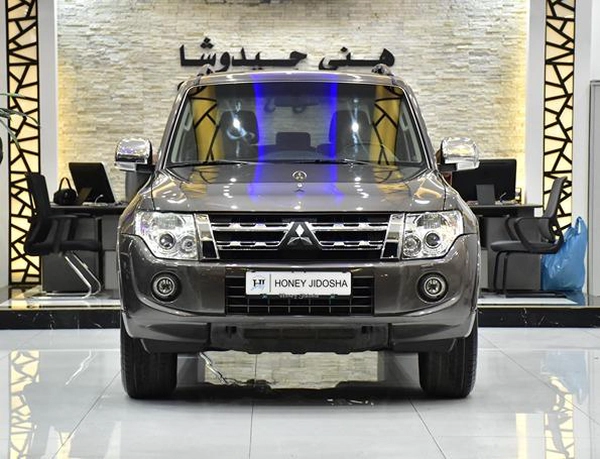 Mitsubishi Pajero GLS 3 Doors ( 2014 Model ) in Brown Color GCC Specs
