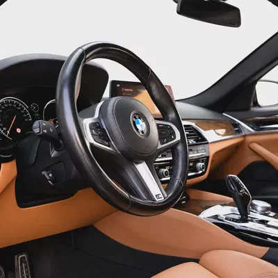 2019 BMW 530i M Sport | GCC Specs | Low Mileage | Pristine Condition-8