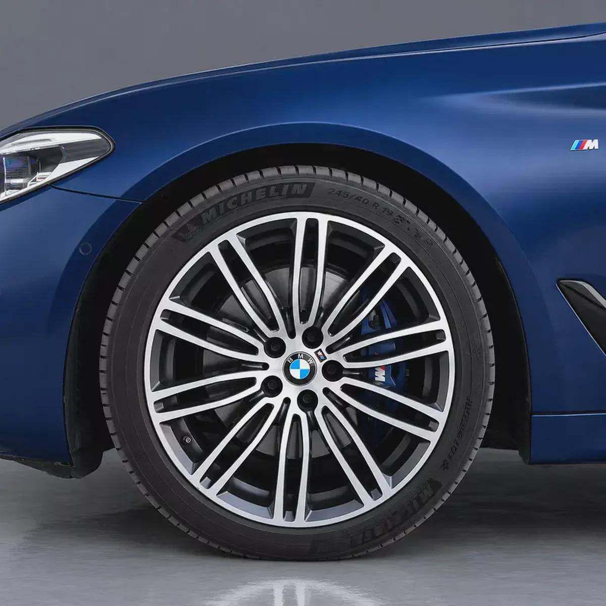 2019 BMW 530i M Sport | GCC Specs | Low Mileage | Pristine Condition-5-5