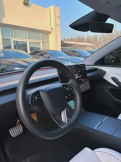 Tesla Model 3 Performance 2024 GCC Specs-8