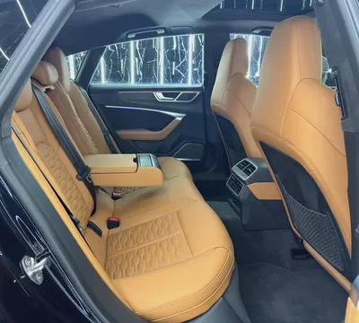 Low Mileage | GCC | Full Service History | AL Nabooda Warranty Extendable-17