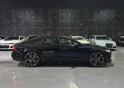 Low Mileage | GCC | Full Service History | AL Nabooda Warranty Extendable-5