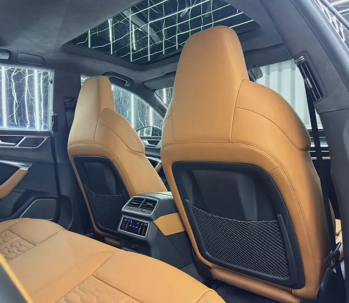 Low Mileage | GCC | Full Service History | AL Nabooda Warranty Extendable-16-16