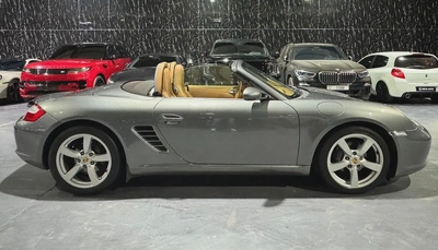 Porsche Boxster 2006 | Japanese specs | Original Paint | Well maintained-11