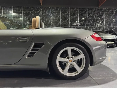 Porsche Boxster 2006 | Japanese specs | Original Paint | Well maintained-8