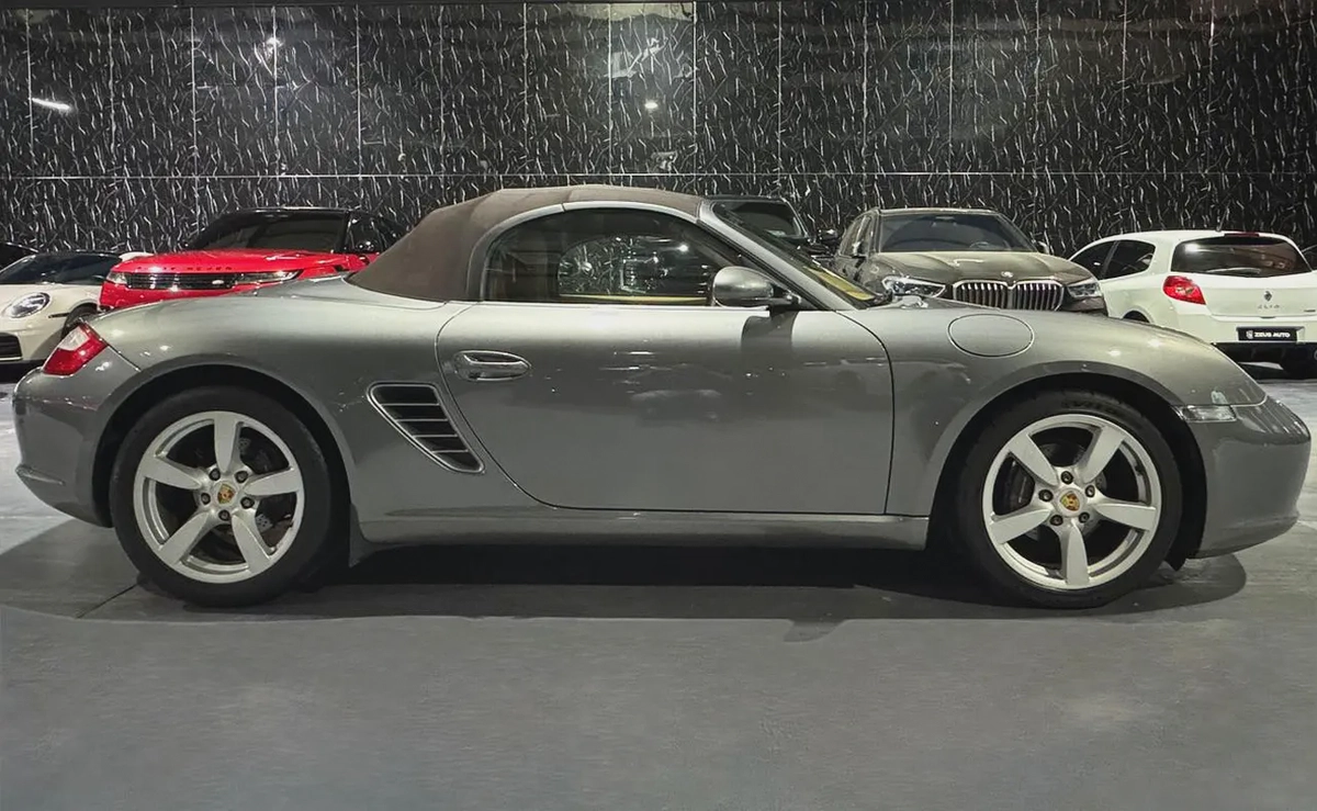 Porsche Boxster 2006 | Japanese specs | Original Paint | Well maintained-10-10