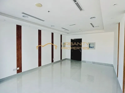 Fully Fitted Office | Prime Business Bay Location | 1 Parking-1