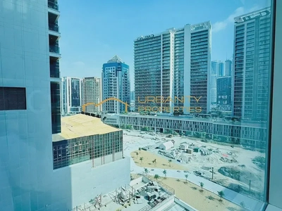 Fully Fitted Office | Prime Business Bay Location | 1 Parking-0