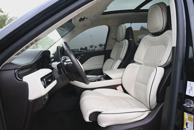 0% - AGENCY MAINTAINED - UNDER WARRANTY 2028 - LINCOLN AVIATOR PRESIDENTIAL - GCC-13