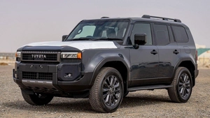 Toyota Prado Adventure Mono Tone 2.4T