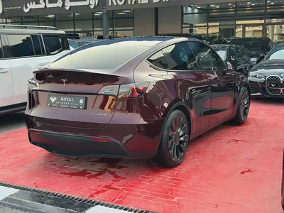 2024 Tesla Model Y Performance | GCC Specs | Like New-3