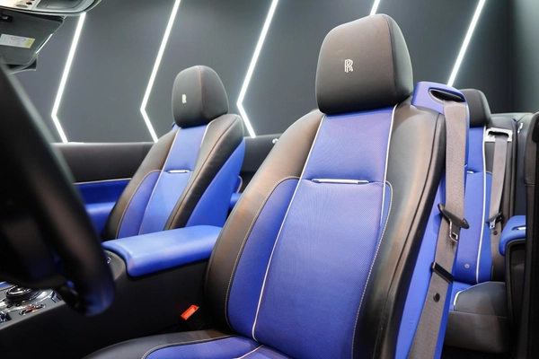 Rolls-Royce Dawn 2017