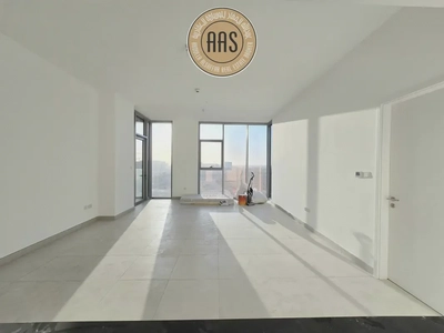 Spacious Apartment ! With All Aminities ! Ready to Move ! Big Size-11