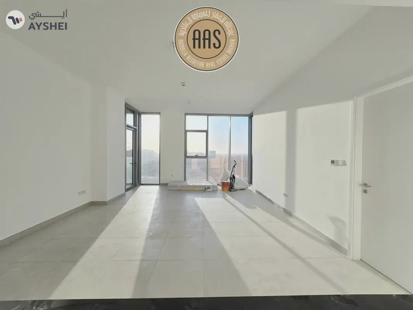 Spacious Apartment ! With All Aminities ! Ready to Move ! Big Size