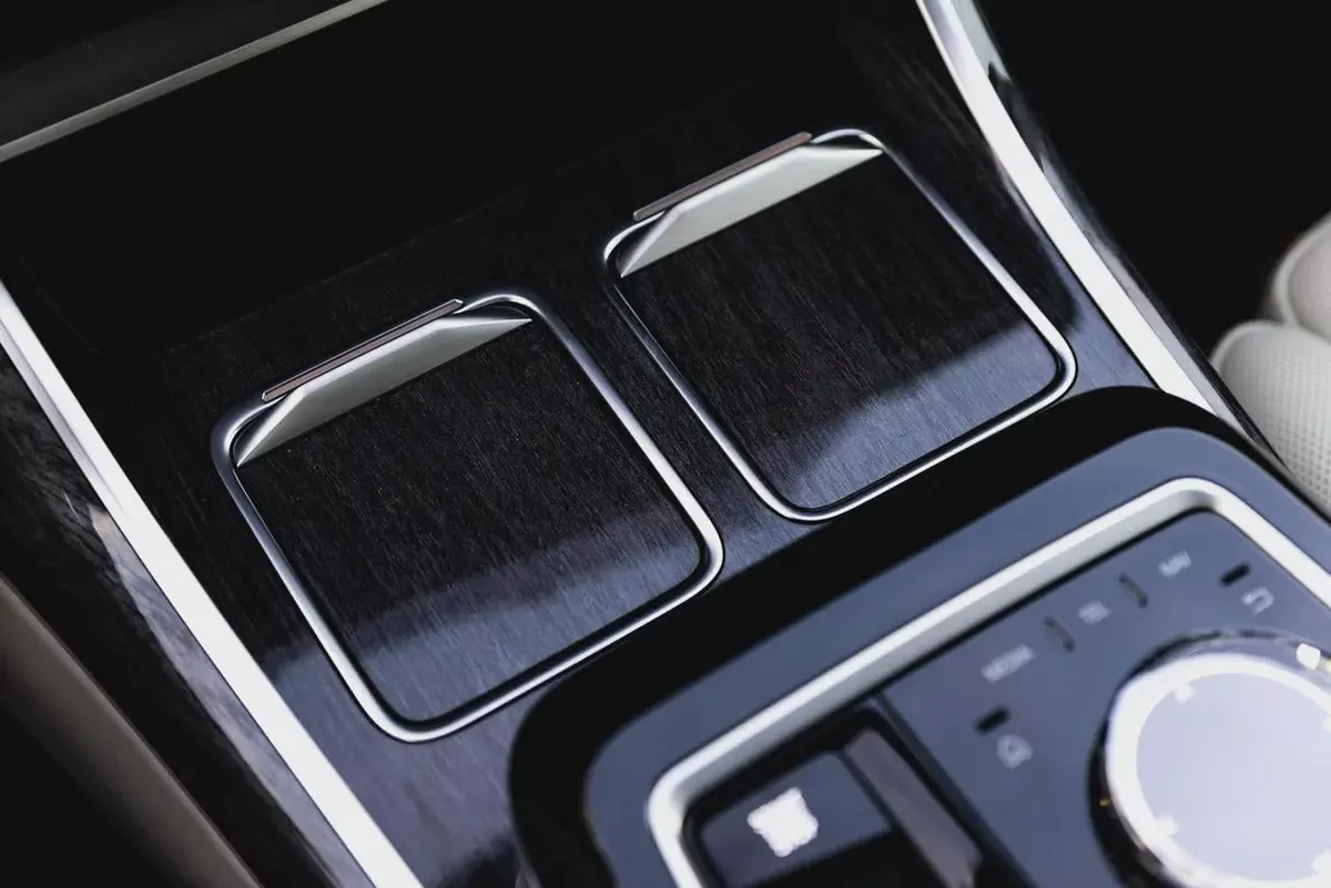 2026 BMW 740i M Sport Individual | GCC | 2 Years Warranty-7-7