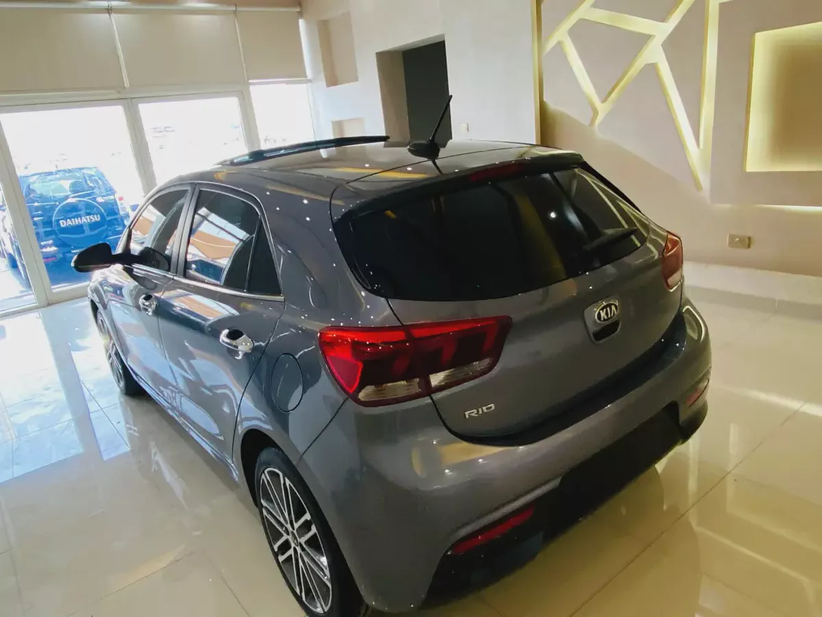 Stunning Kia Rio GT-Line 2021 | GCC Specs | Low Mileage | Top Option-11-11