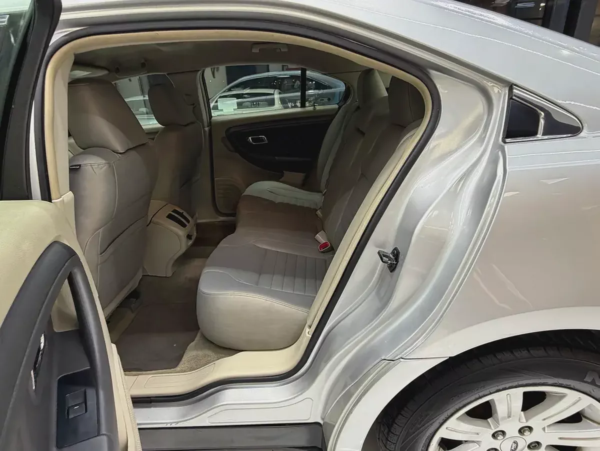 Ford Taurus SE 2012 - GCC Specs - Well Maintained-5-5