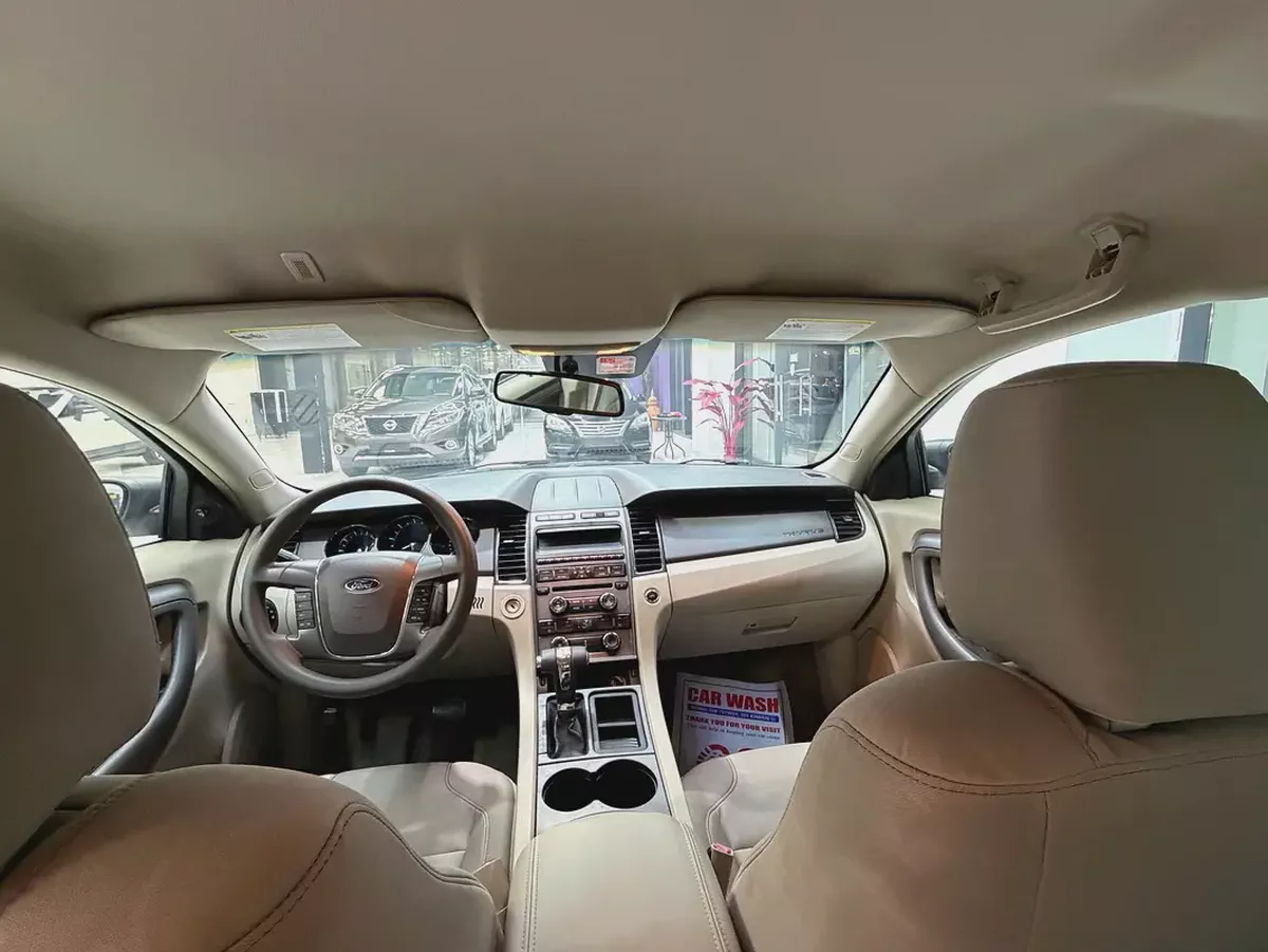 Ford Taurus SE 2012 - GCC Specs - Well Maintained-6-6