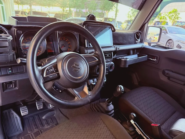 سوزوكي جيمي جير عادي GCC Specs Suzuki Jimny GLX AT 2-Door, 2020