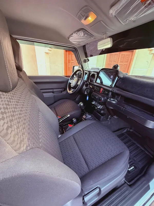سوزوكي جيمي جير عادي GCC Specs Suzuki Jimny GLX AT 2-Door, 2020