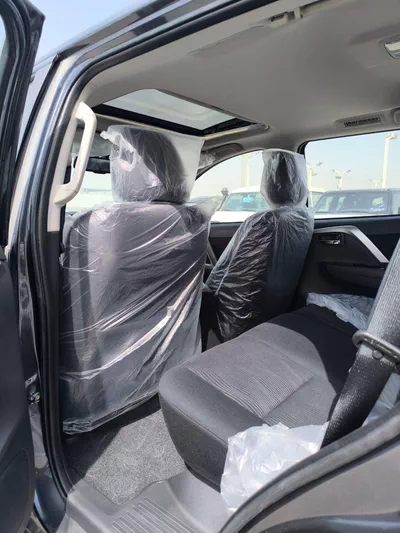 Mitsubishi Pajero Sport MID OPTION DIESEL-9