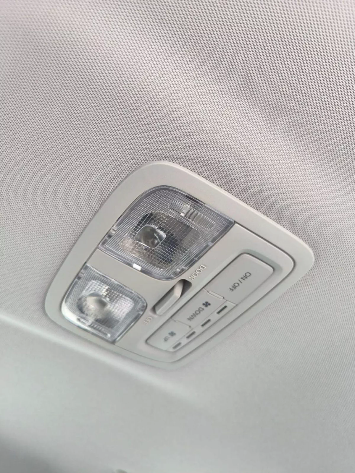 Mitsubishi Pajero Sport MID OPTION DIESEL-11-0