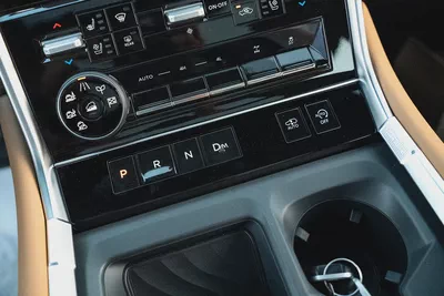 Nissan Patrol LE Platinum 2026 | GCC Specs | Brand New-19