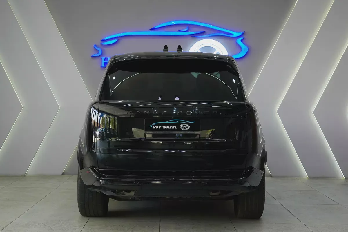 2023 - Range Rover Vogue - V8 for 399,000.00 AED-2-2