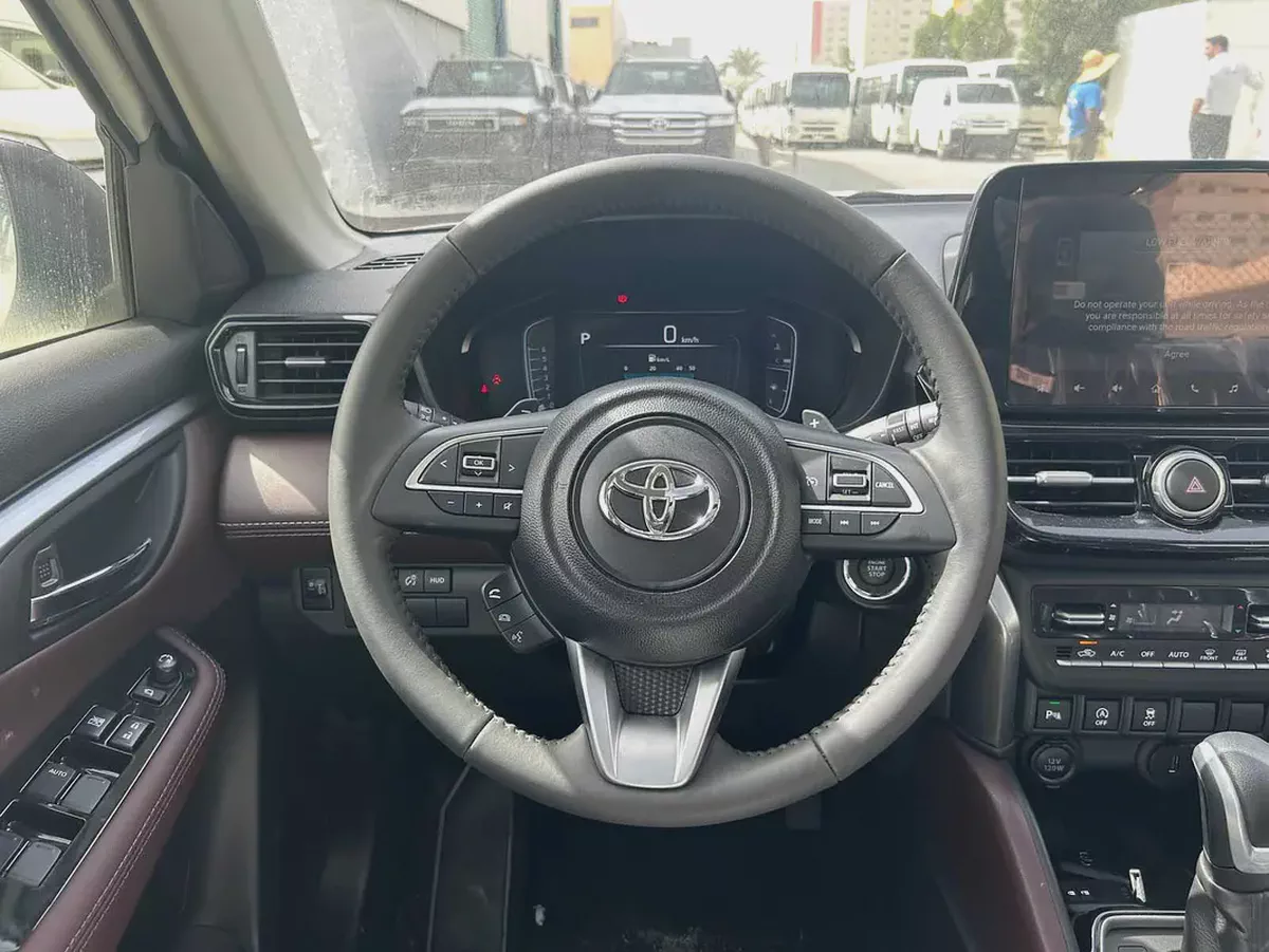 2026 TOYOTA URBAN CRUISER 1.5L GLX GCC BRAND NEW 0KM-5-5
