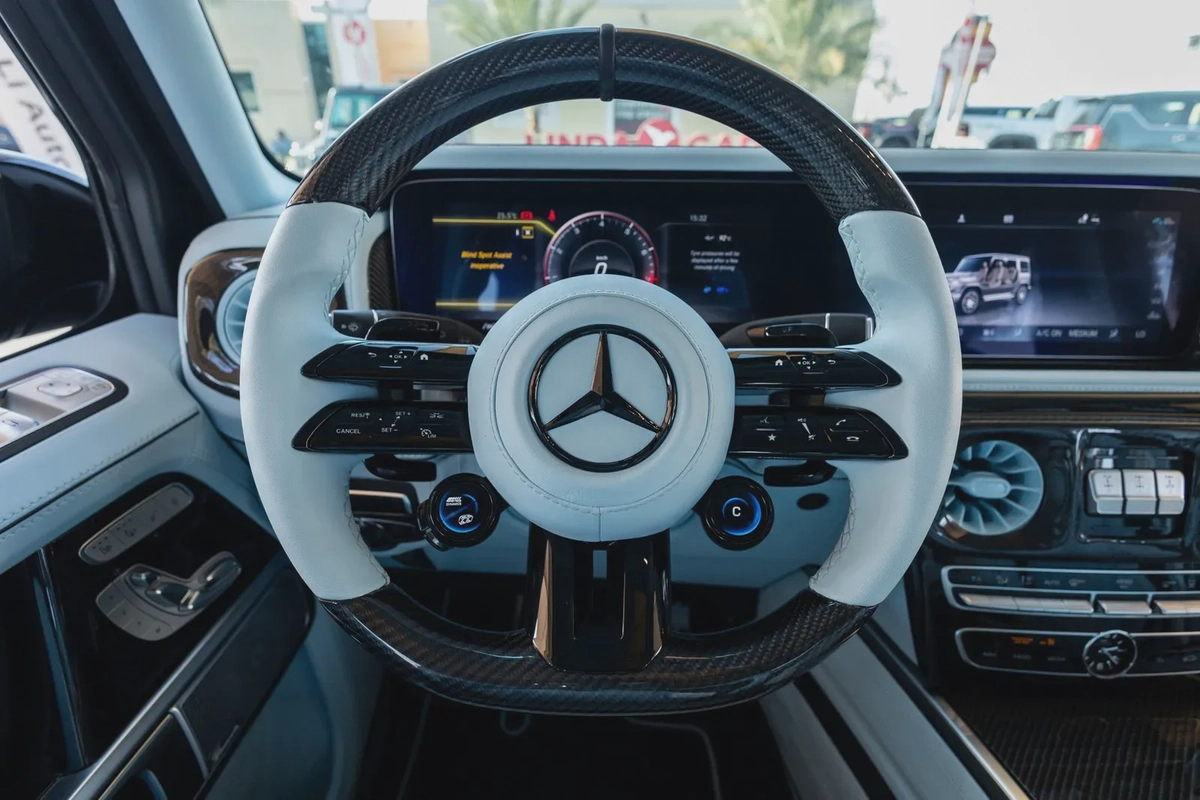 Mercedes-Benz G-Class 63 AMG 2023-18-18