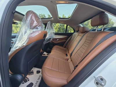 2020 Mercedes-Benz E-Class E 300 GCC Specs | Low Mileage | Excellent Condition-16