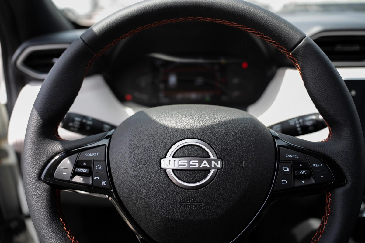 Nissan Magnite SL-20-20