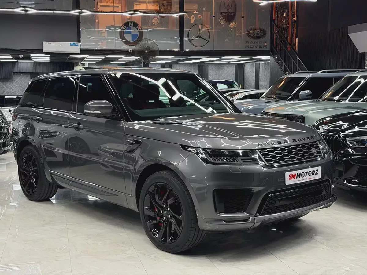 Black Edition | Full Land Rover Service History | 1 Owner | HSE Dynamic | GCC-1-1